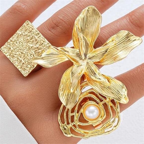 ✨ Chunky Gold Ring | Open Stackable Band | Bold & Stylish Minimalist Jewelry - Picture 1 of 3